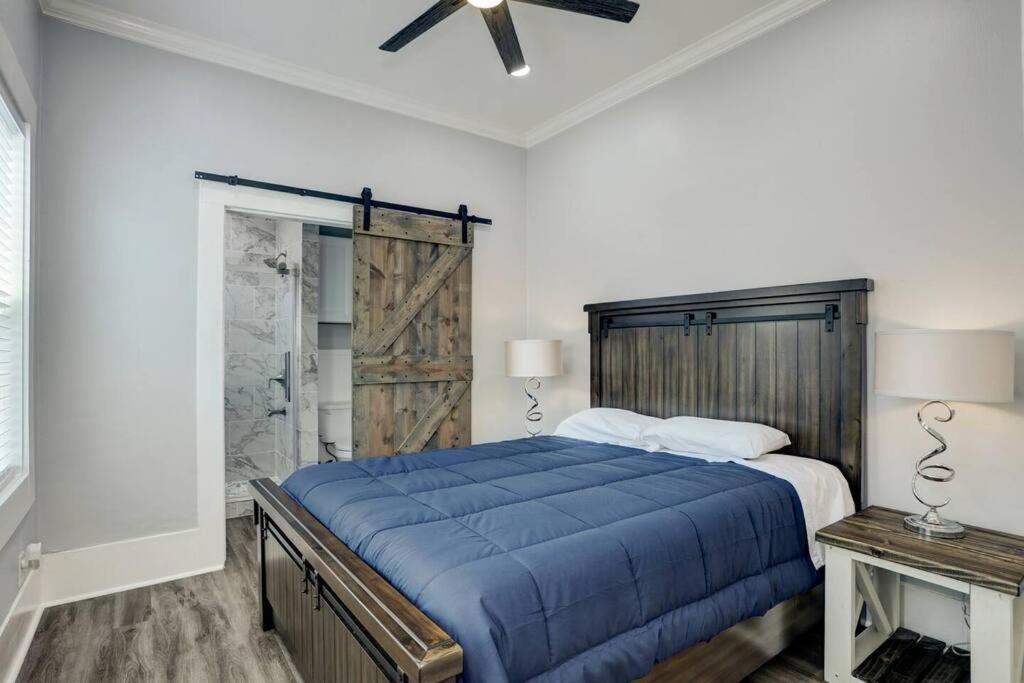 Renovated Beach Bungalow! Galveston Eksteriør billede