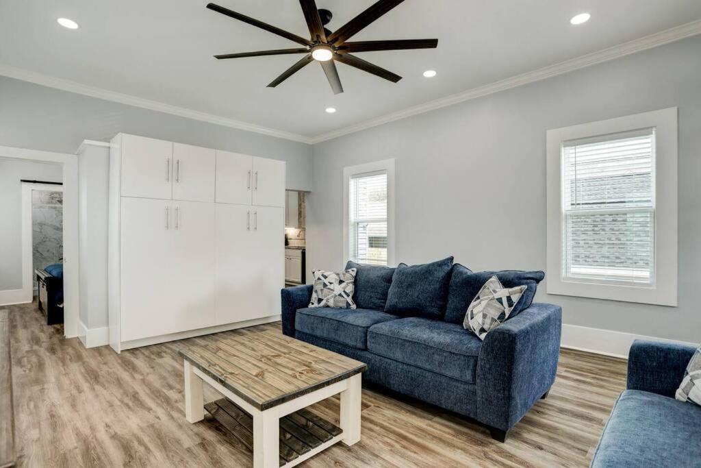Renovated Beach Bungalow! Galveston Eksteriør billede